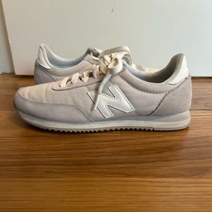 New Balance 720 sneakers